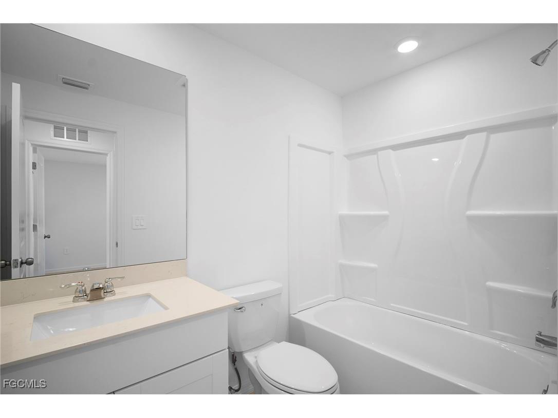 4224 Caterina Court North Fort Myers FL 33917 2025022514 image22