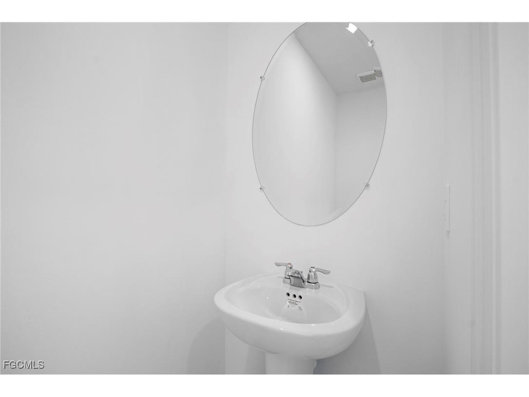 4224 Caterina Court North Fort Myers FL 33917 2025022514 image27