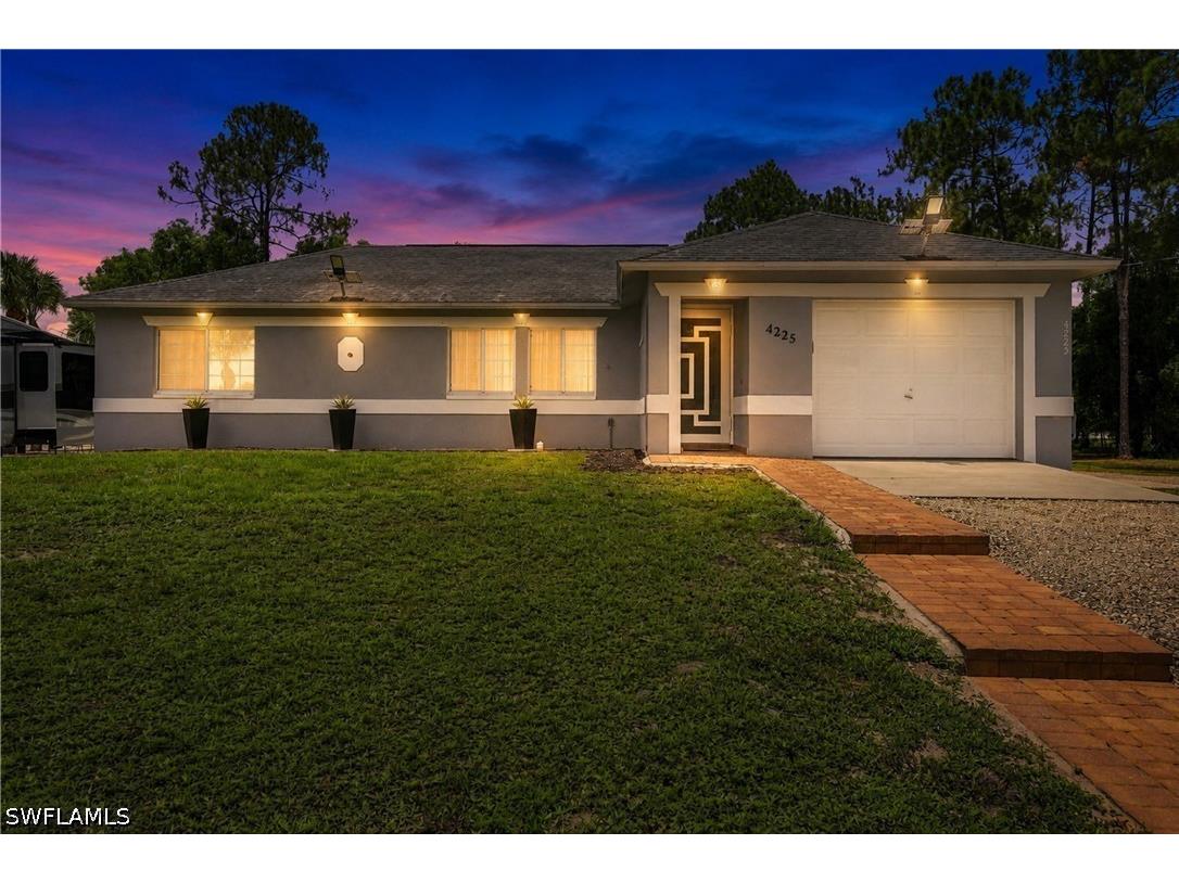 4225 16th Street NE Naples FL 34120 226027281 image1
