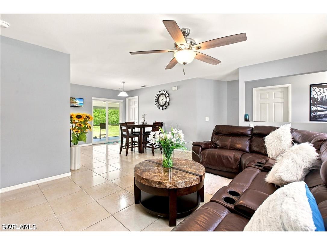 4225 16th Street NE Naples FL 34120 226027281 image11