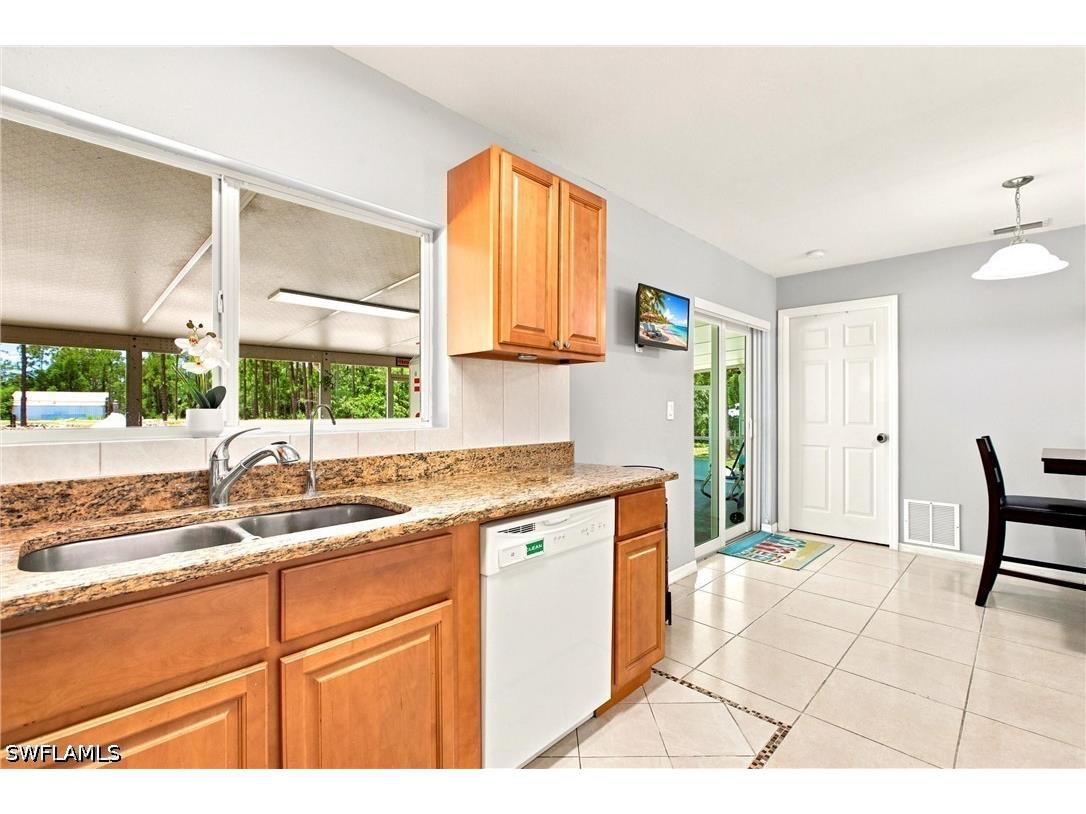 4225 16th Street NE Naples FL 34120 226027281 image15