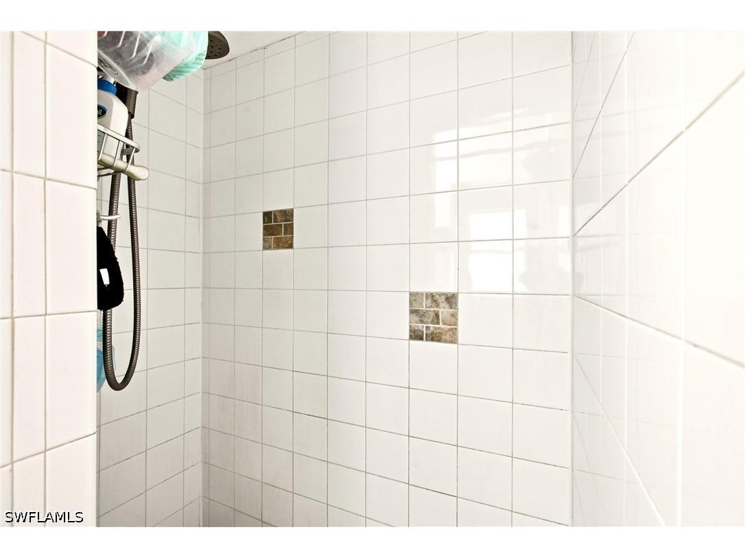 4225 16th Street NE Naples FL 34120 226027281 image30