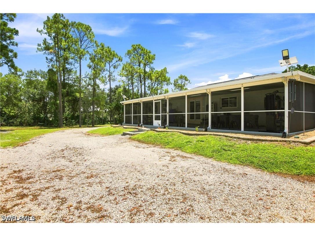 4225 16th Street NE Naples FL 34120 226027281 image42