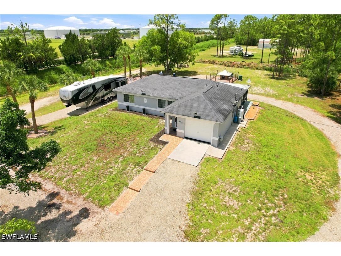 4225 16th Street NE Naples FL 34120 226027281 image7
