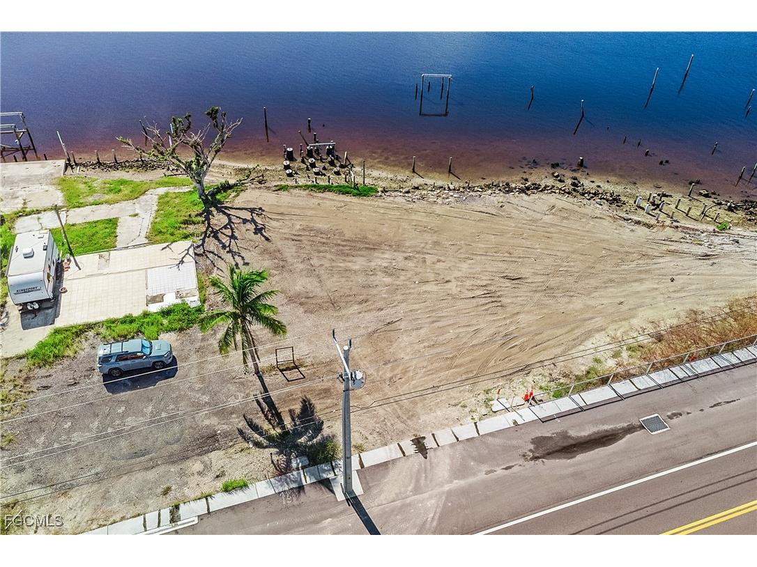 4225-4227 Pine Island Road NW Matlacha FL 33993 2025013557 image13