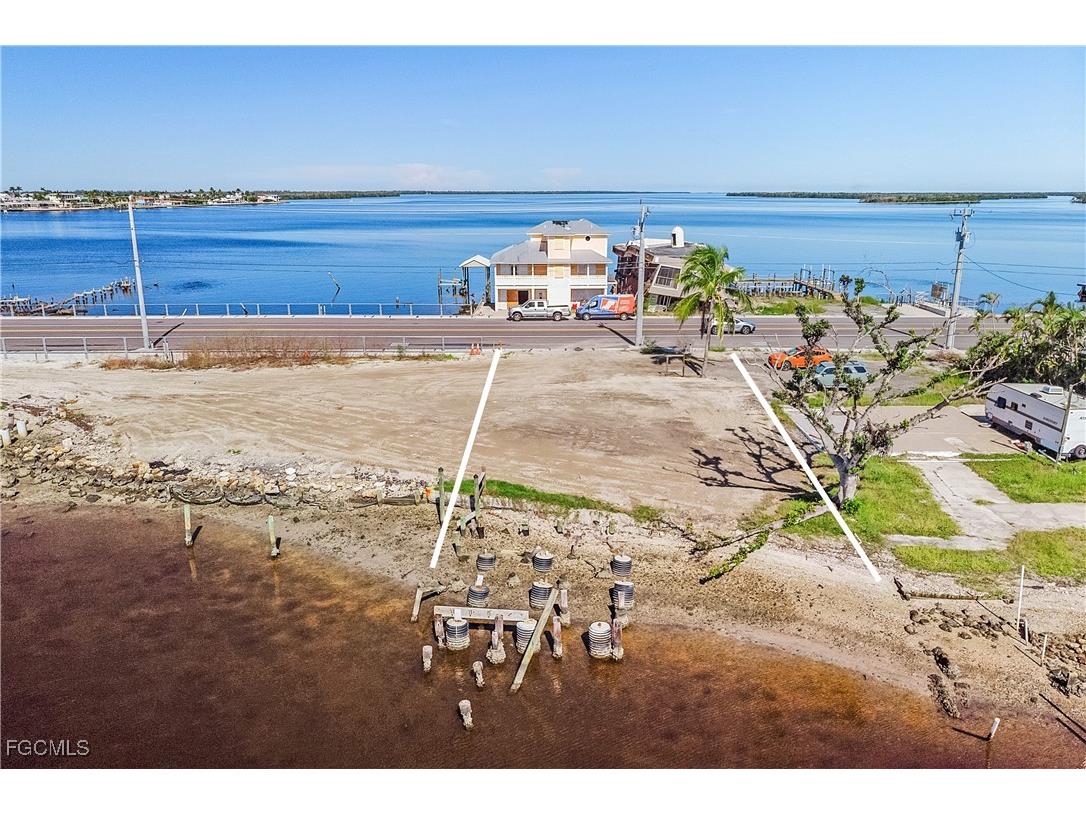 4225-4227 Pine Island Road NW Matlacha FL 33993 2025013557 image22