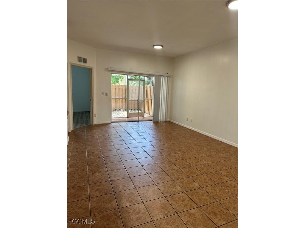4225 Bellasol Circle #1612 Fort Myers FL 33916 2025016782 image2