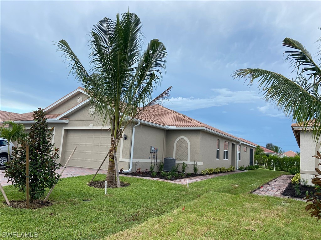 4225 Bloomfield Street Fort Myers FL 33916 223062843 image1
