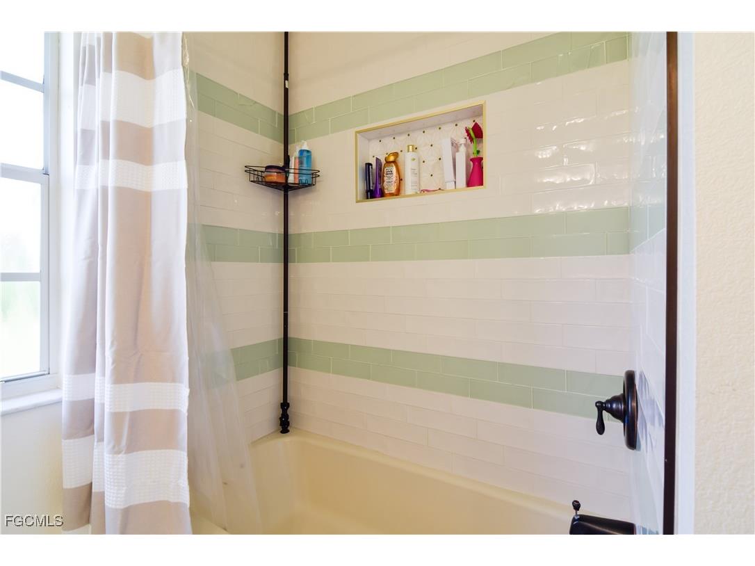 4225 Prestwick Court North Fort Myers FL 33903 2025003182 image14