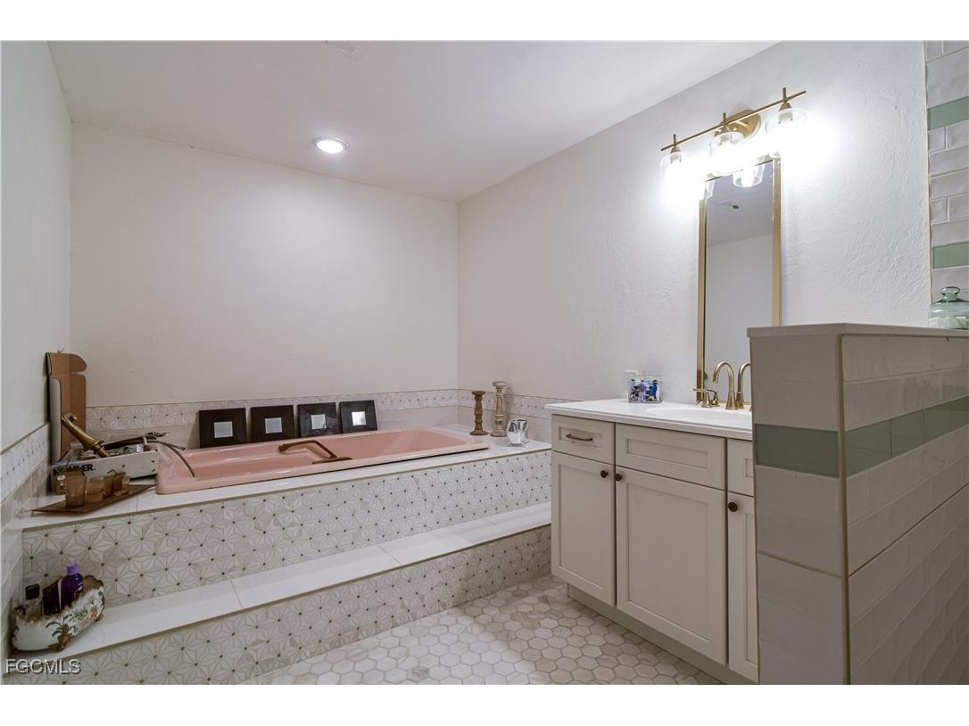 4225 Prestwick Court North Fort Myers FL 33903 2025003182 image32