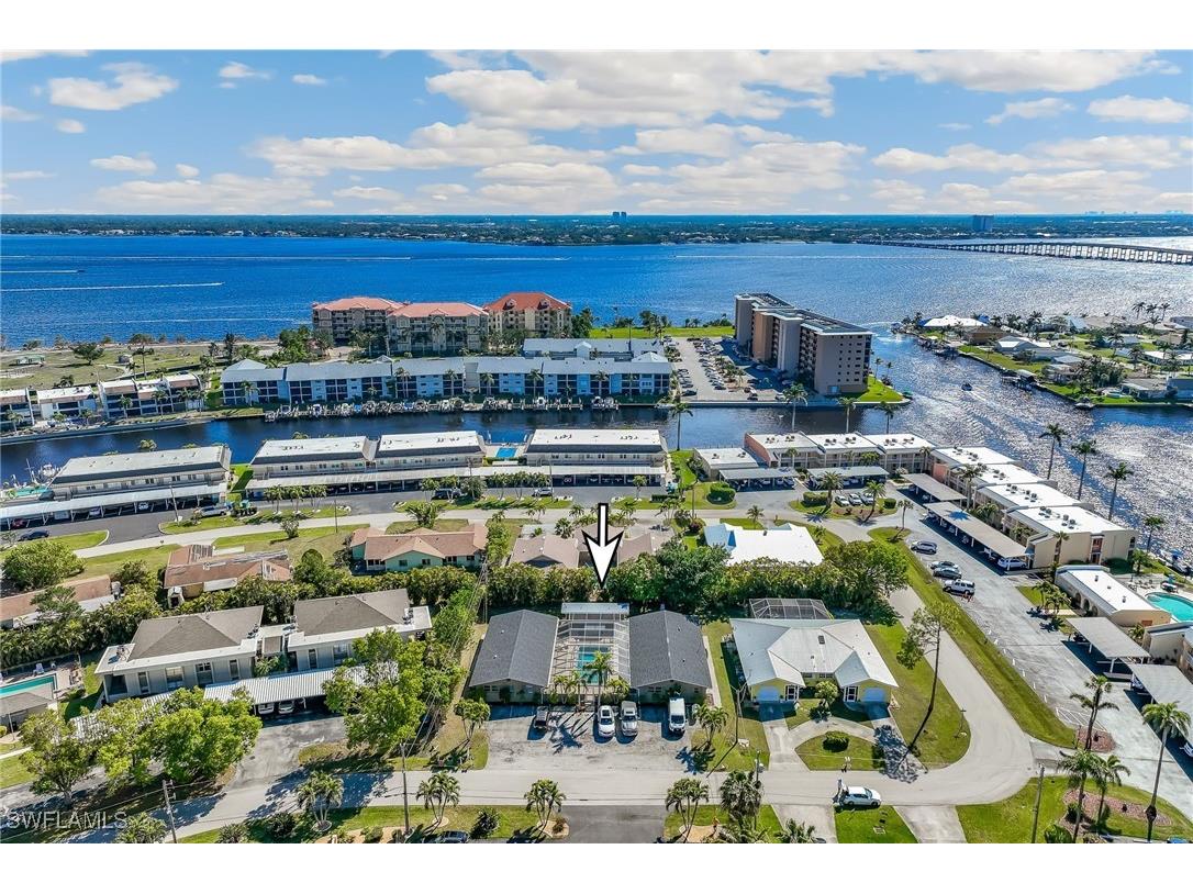4225 SE 19th Avenue #A-D Cape Coral FL 33904 225011176 image1