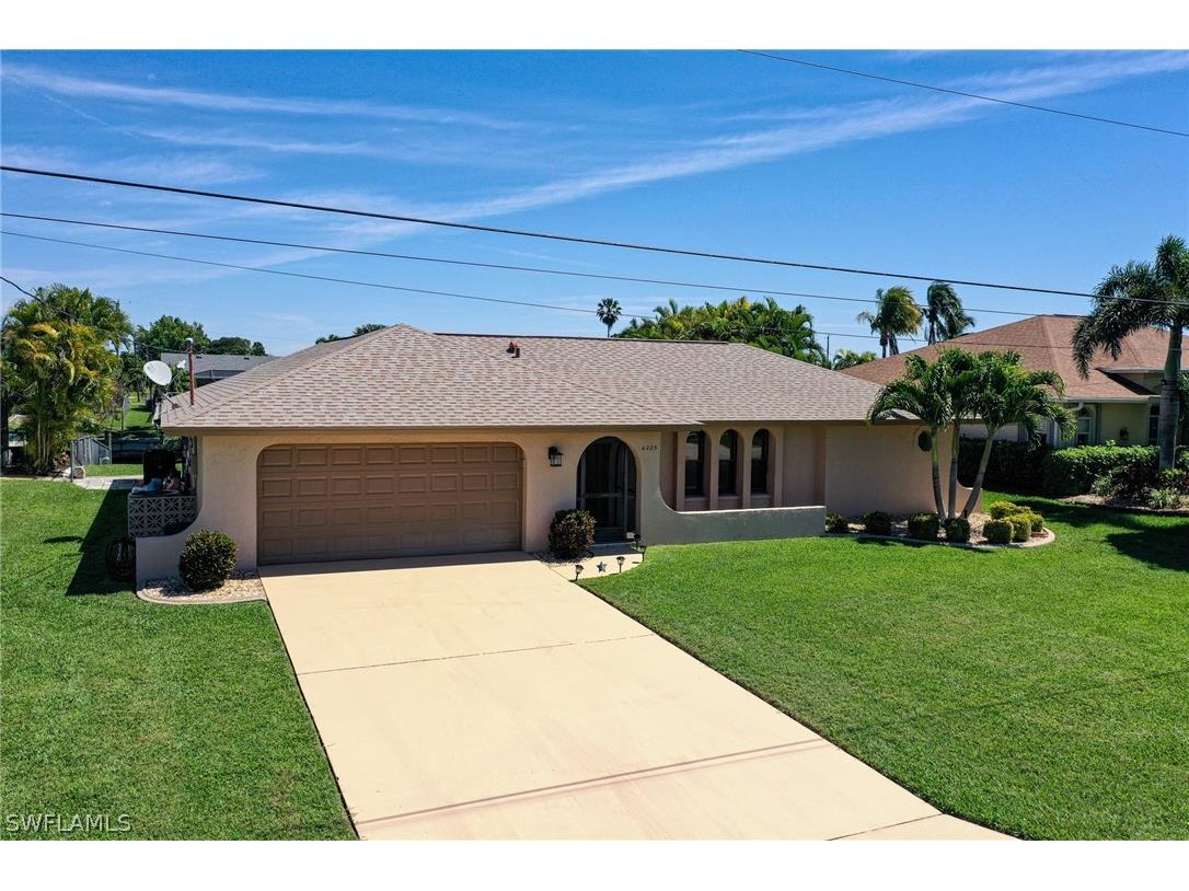 4225 SE 9th Avenue Cape Coral FL 33904 224019981 image1