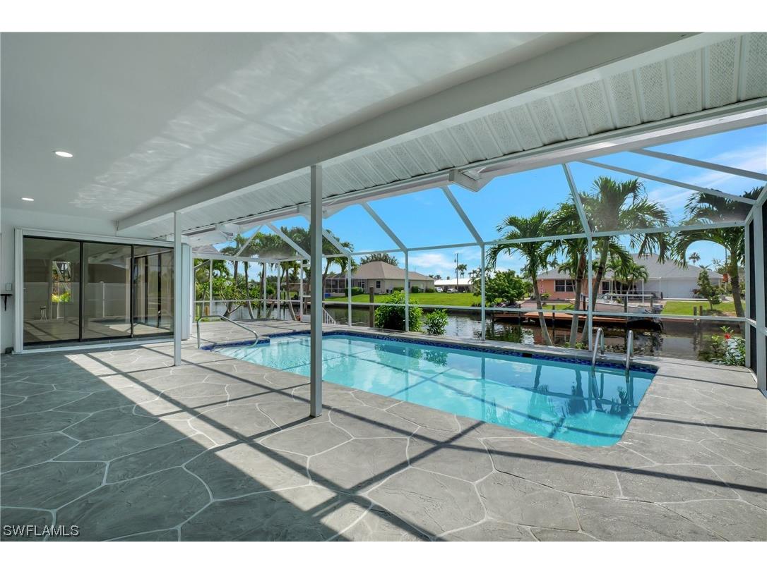 4225 SW 2nd Avenue Cape Coral FL 33914 223033659 image1