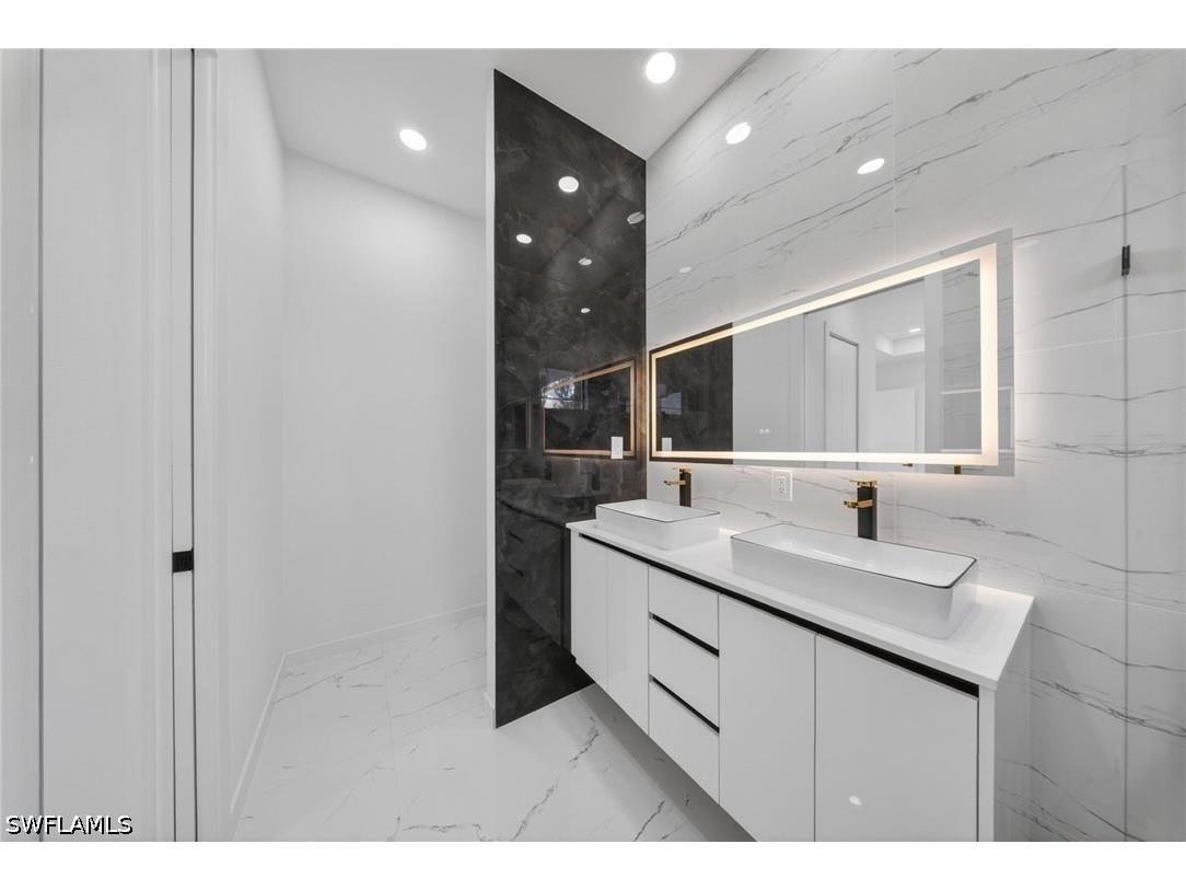 4226 NE 23rd Place Cape Coral FL 33909 226018888 image12