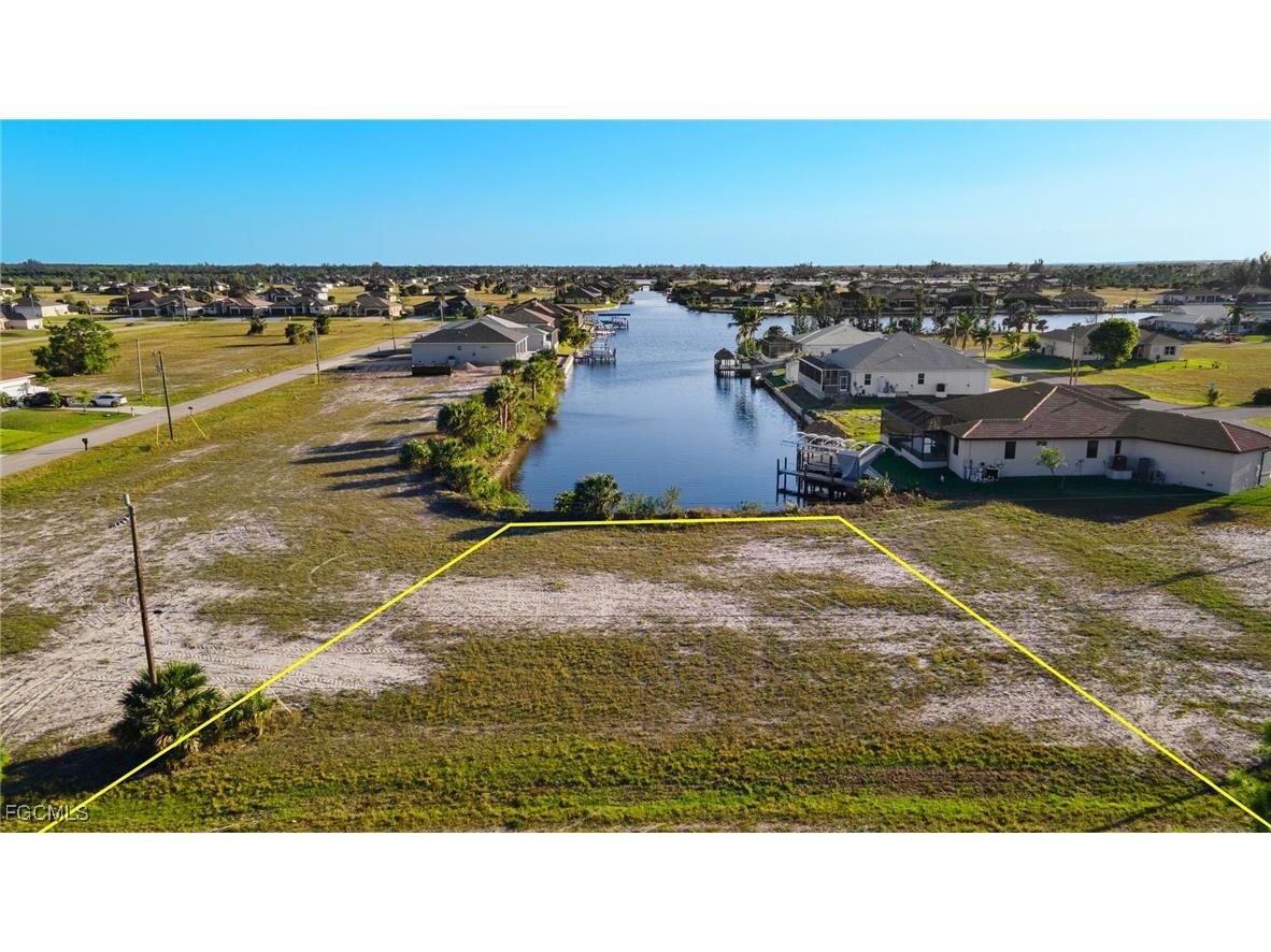 4226 NW 40th Lane Cape Coral FL 33993 2025013180 image1