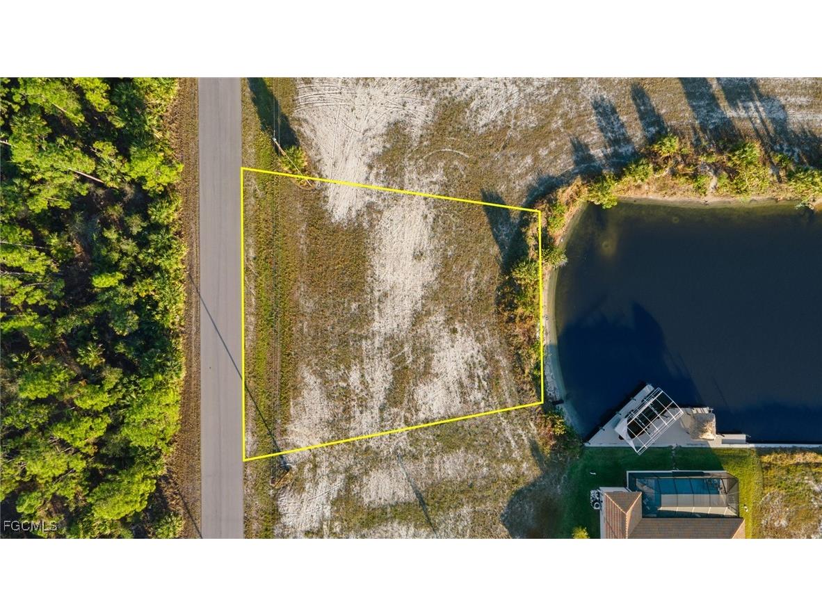 4226 NW 40th Lane Cape Coral FL 33993 2025013180 image5