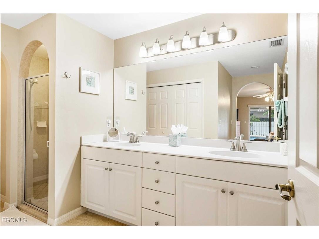 4226 SW 14th Place Cape Coral FL 33914 2025010103 image11