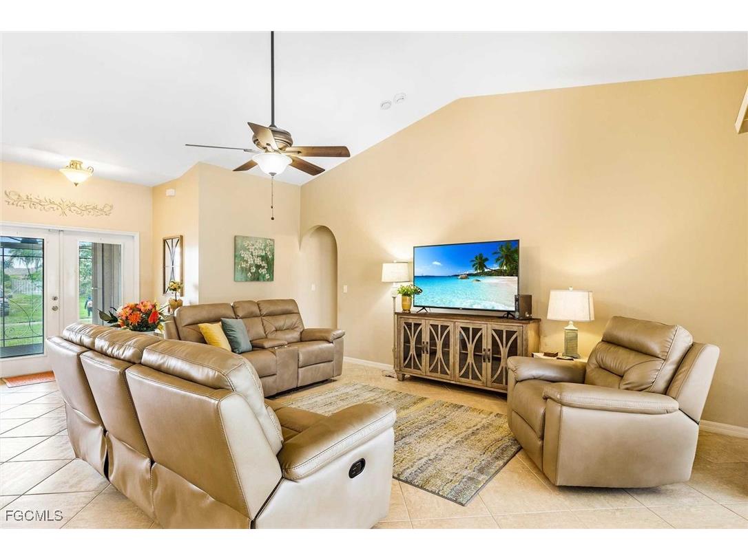 4226 SW 14th Place Cape Coral FL 33914 2025010103 image20
