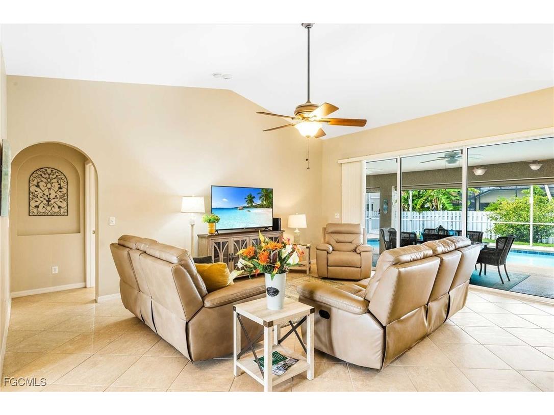 4226 SW 14th Place Cape Coral FL 33914 2025010103 image21