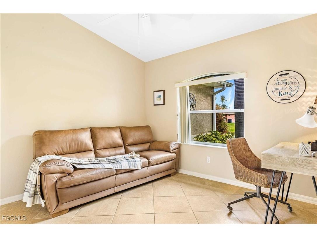 4226 SW 14th Place Cape Coral FL 33914 2025010103 image8
