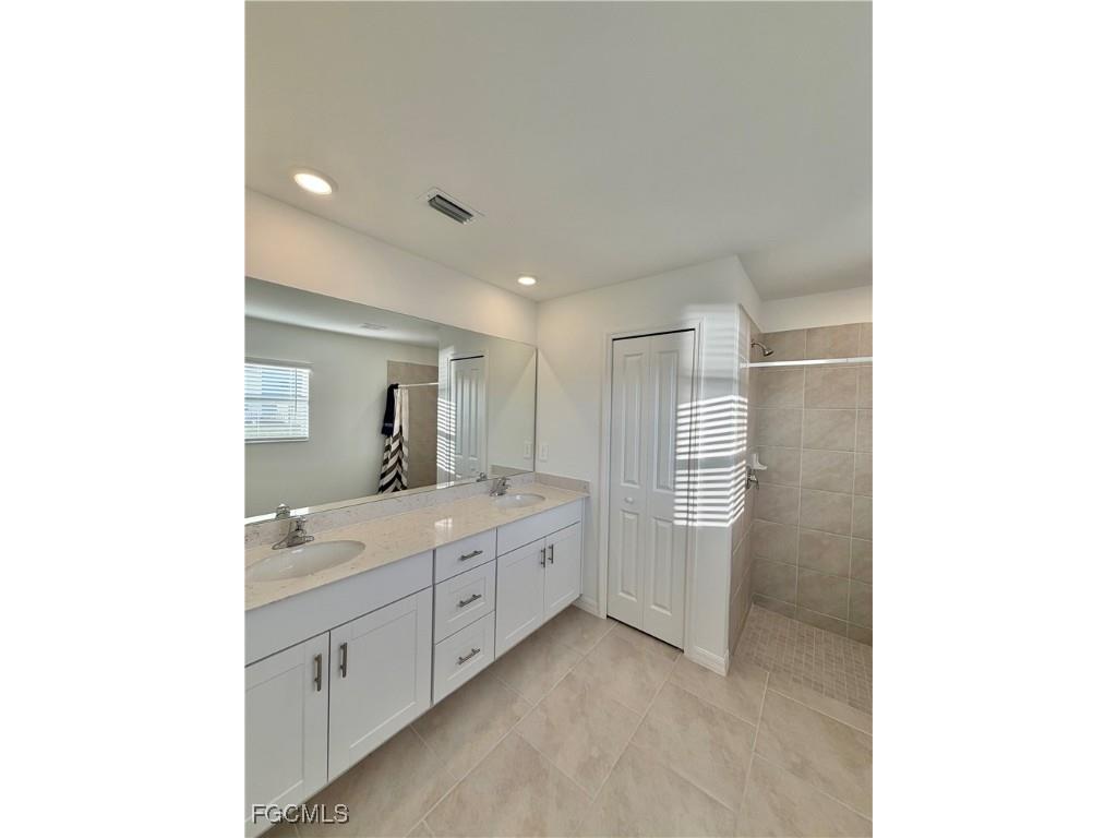 4226 San Felice Lane North Fort Myers FL 33917 2025019499 image4