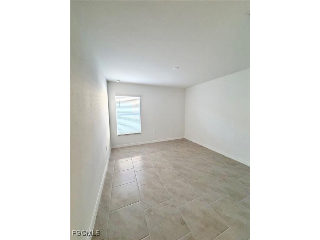 4226 San Felice Lane North Fort Myers FL 33917 2025019499 image9