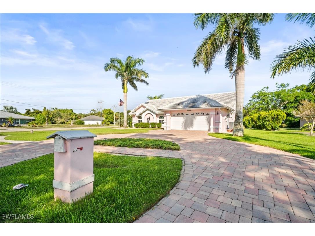 4226 Yarmouth Court North Fort Myers FL 33903 226004647 image5