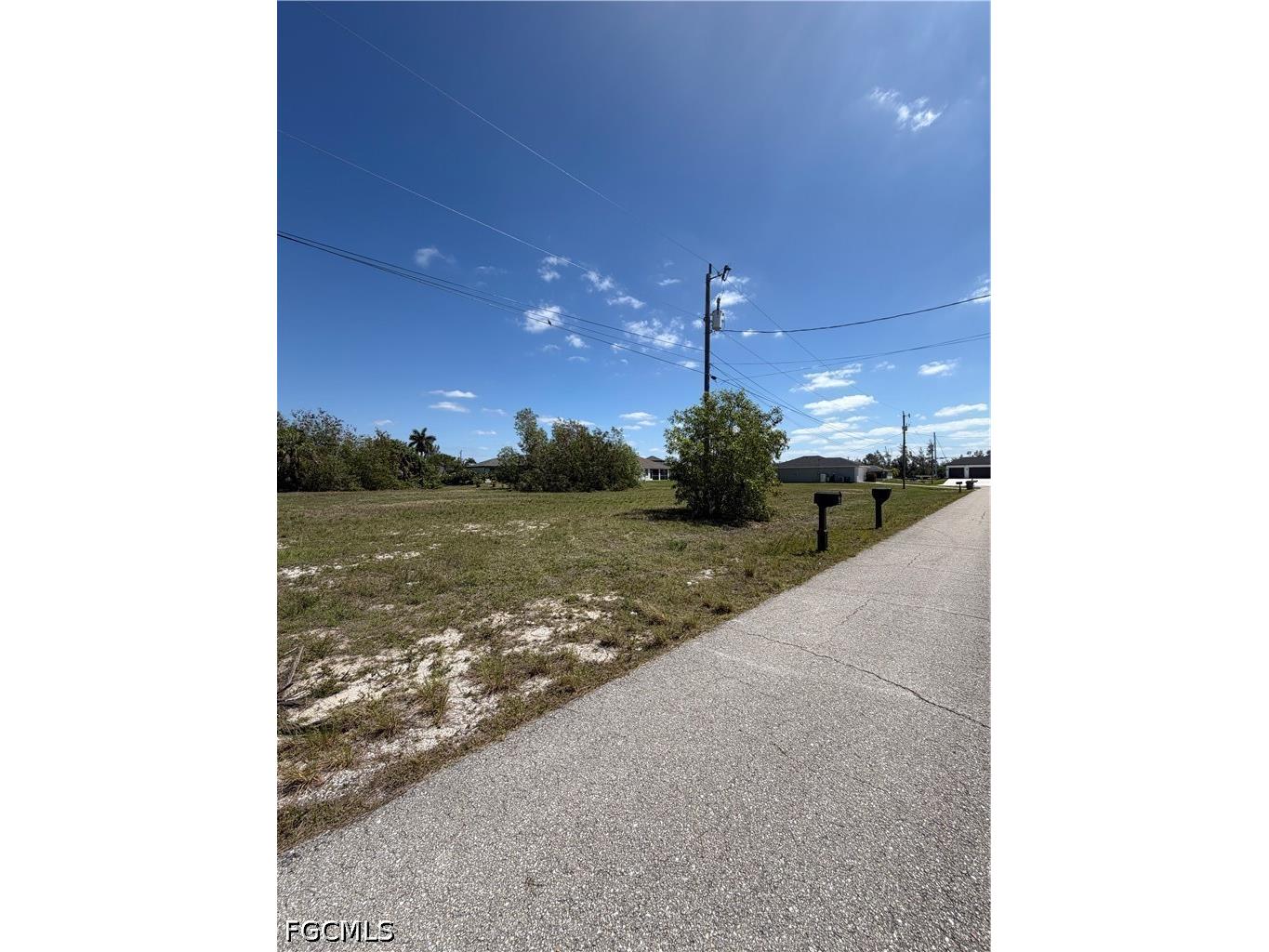 4227 NW 25th Terrace Cape Coral FL 33993 2026017138 image3