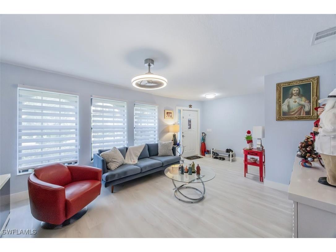 4228 31st Place SW Naples FL 34116 225081968 image3