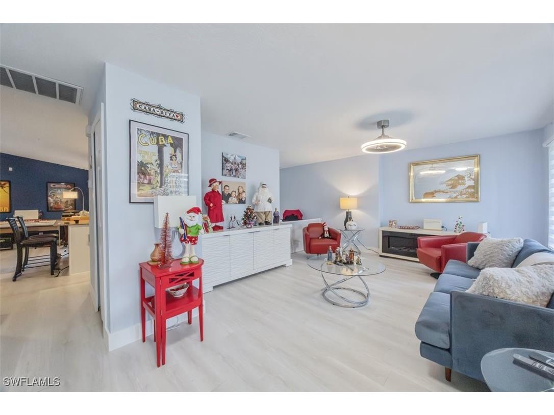 4228 31st Place SW Naples FL 34116 225081968 image4