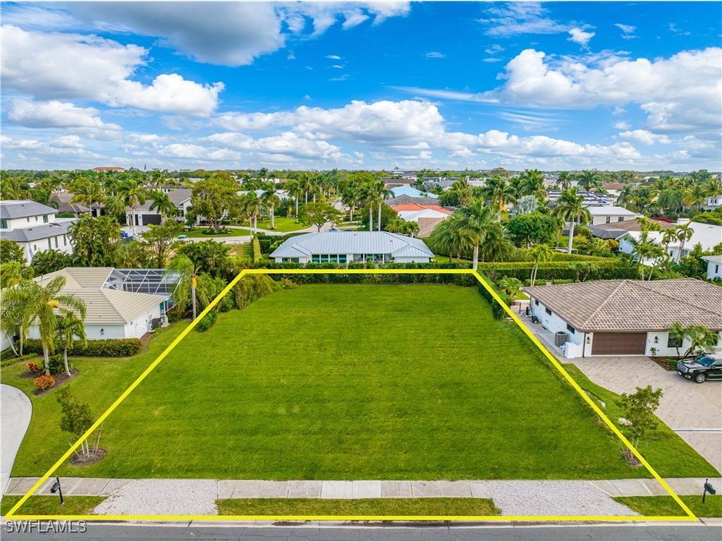 4228 Crayton Road Naples FL 34103 225068379 image1