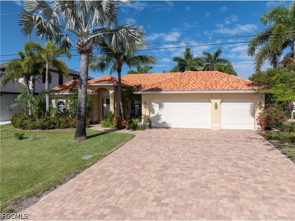 4228 SW 23rd Place Cape Coral FL 33914 2026018564 image1