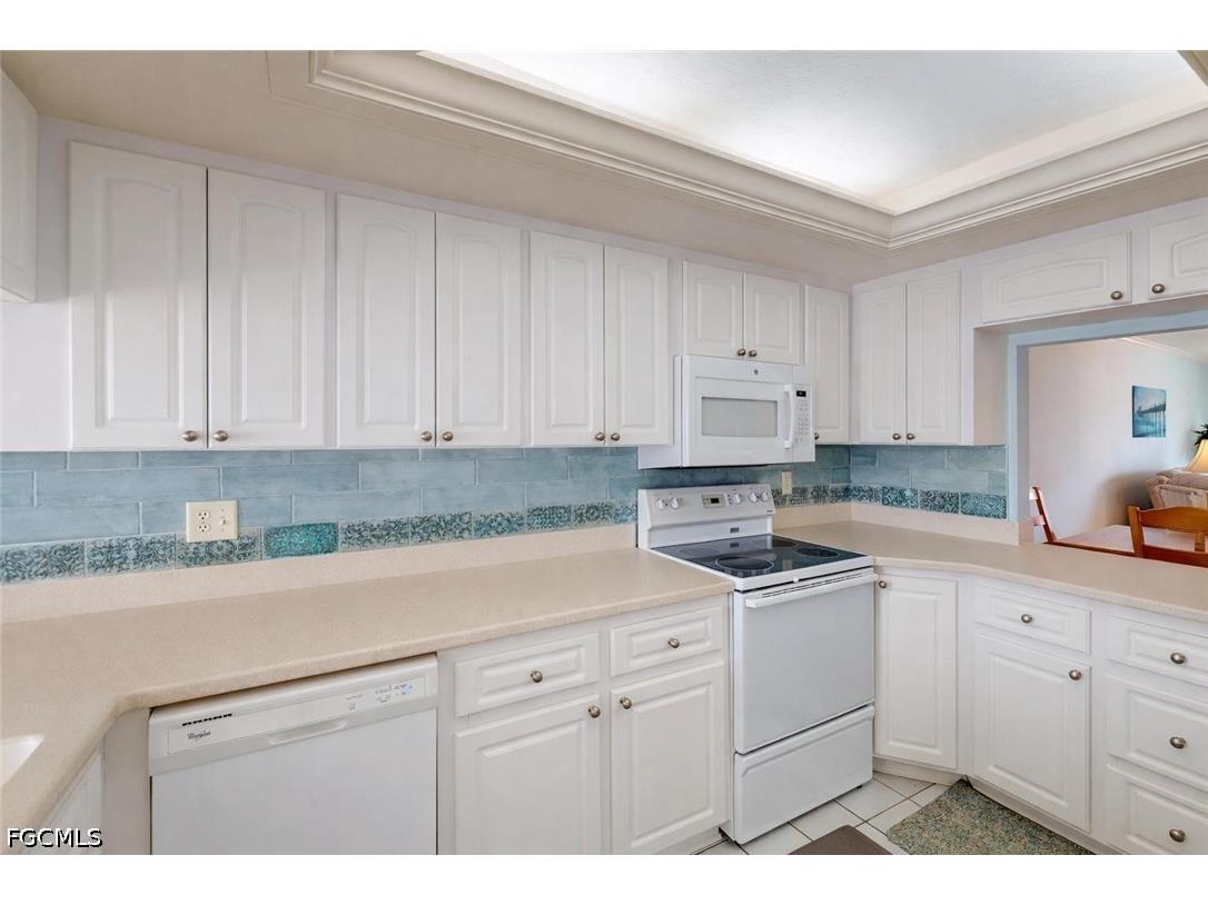 4229 SE 19th Place #2E Cape Coral FL 33904 2026016410 image5