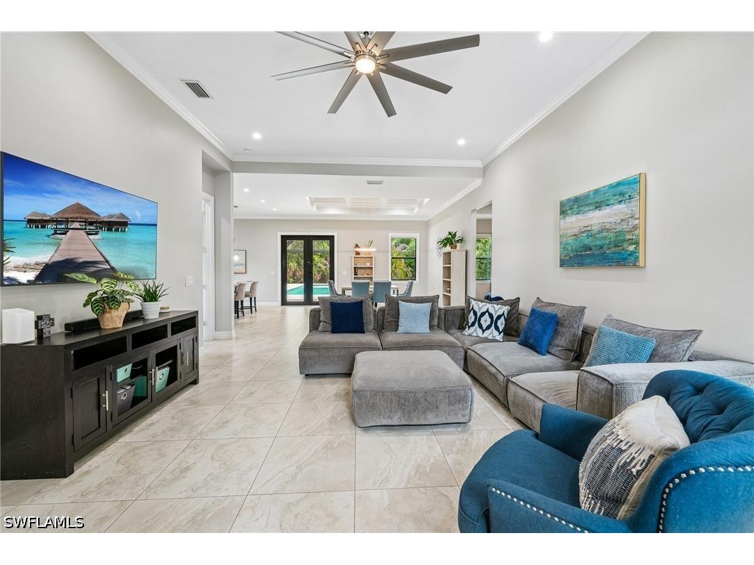 423 14th Avenue NE Naples FL 34120 226021481 image4