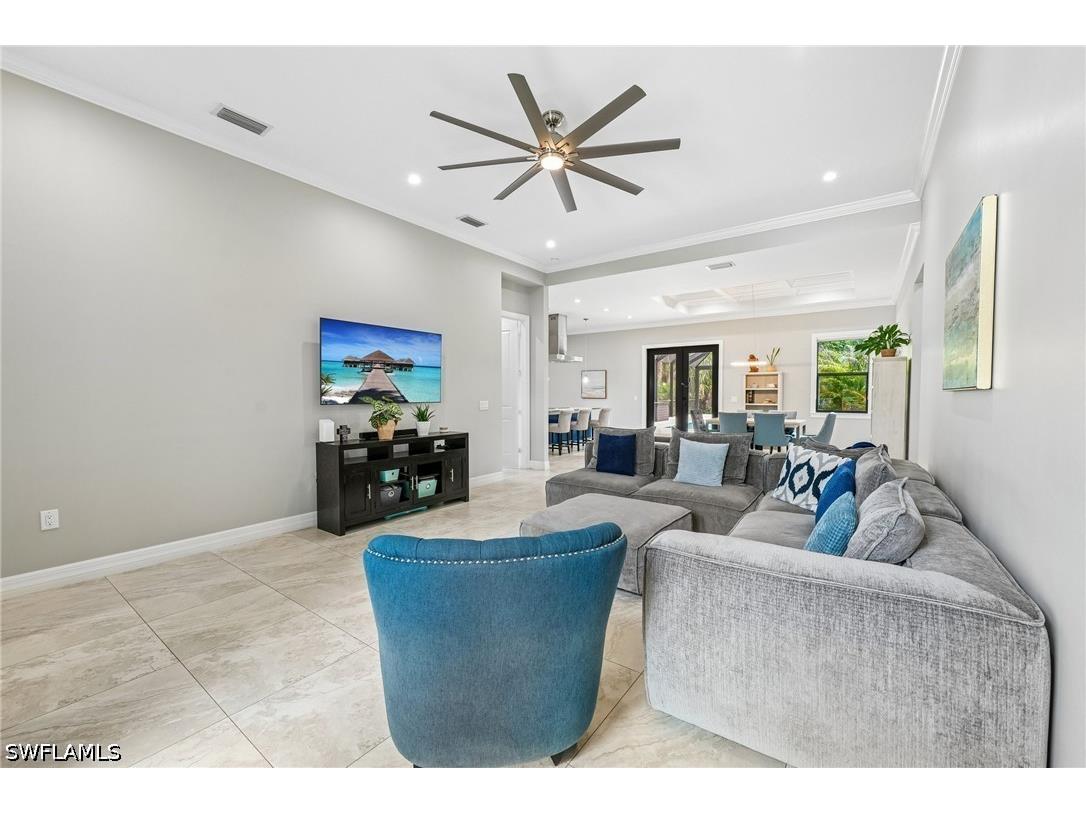 423 14th Avenue NE Naples FL 34120 226021481 image5