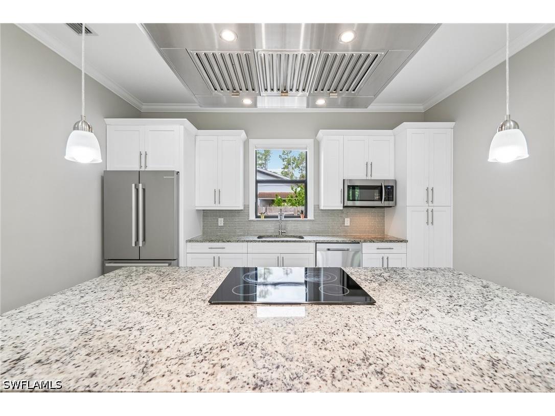 423 14th Avenue NE Naples FL 34120 226021481 image9
