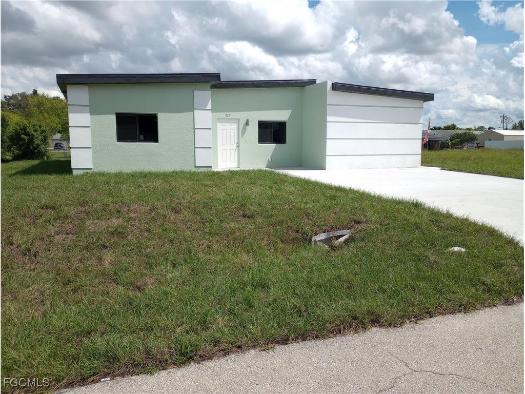 423 Canyon Drive S Lehigh Acres FL 33936 2025015032 image1