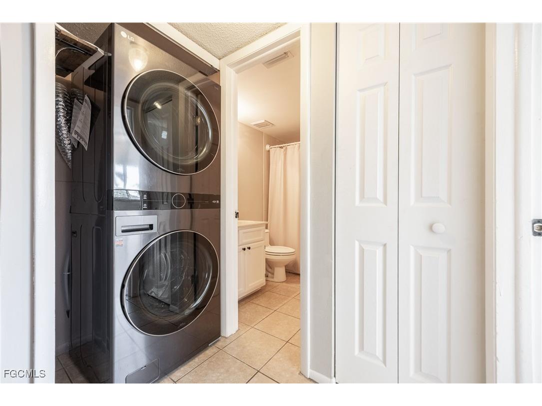 423 Cape Coral Parkway W #102 Cape Coral FL 33914 2025021759 image14