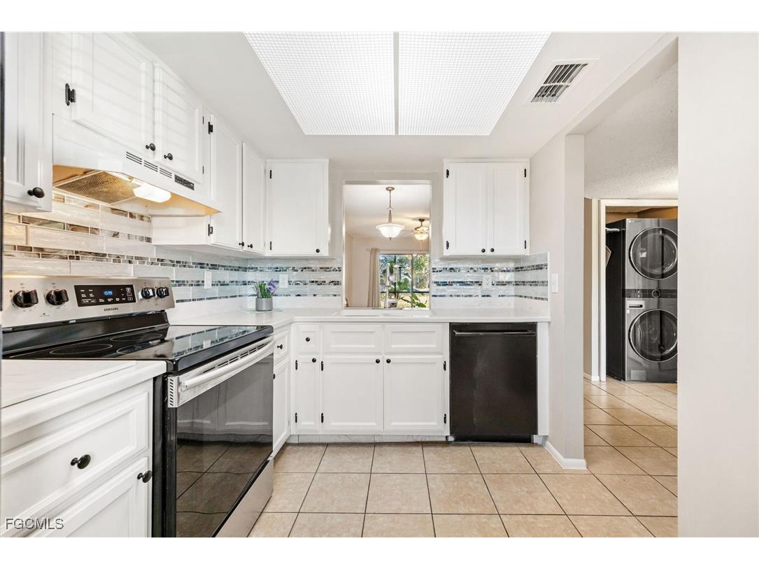 423 Cape Coral Parkway W #102 Cape Coral FL 33914 2025021759 image5