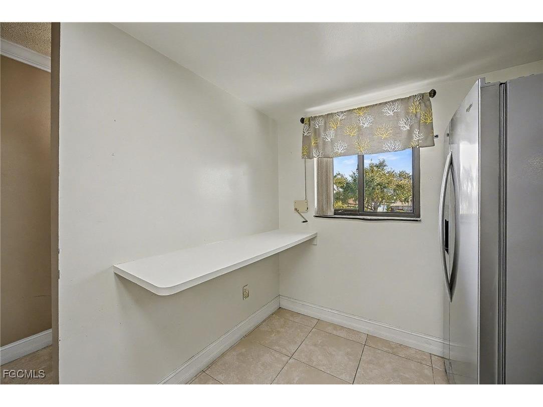 423 Cape Coral Parkway W #202 Cape Coral FL 33914 2025018496 image11