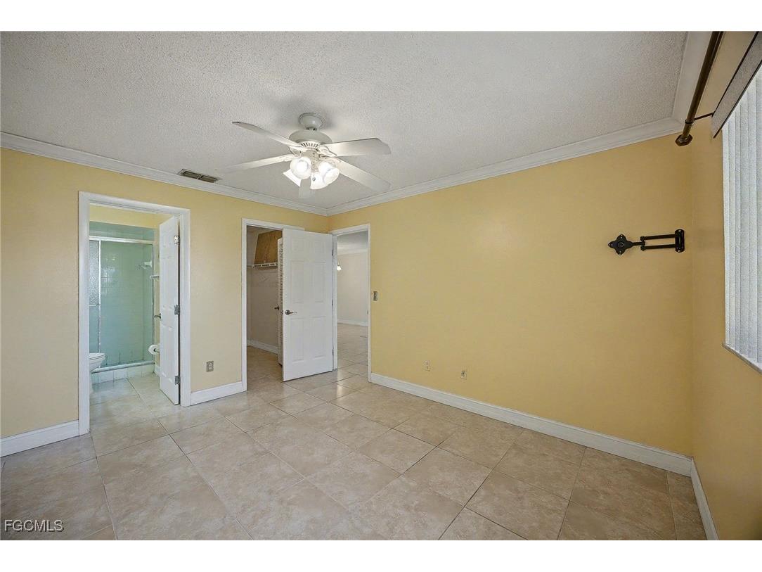 423 Cape Coral Parkway W #202 Cape Coral FL 33914 2025018496 image25