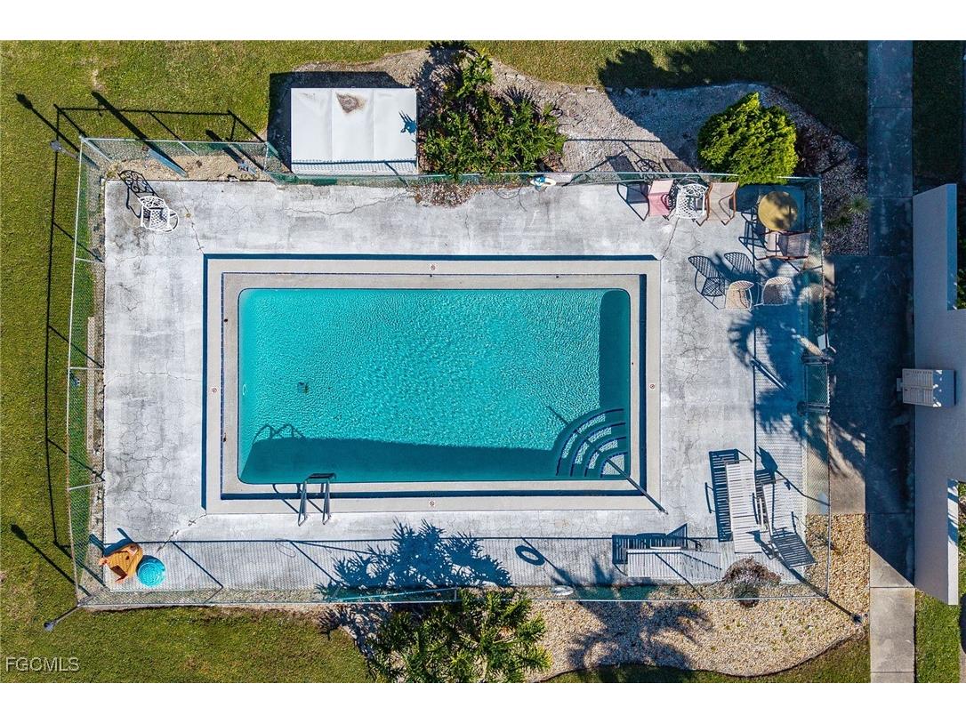 423 Cape Coral Parkway W #202 Cape Coral FL 33914 2025018496 image29