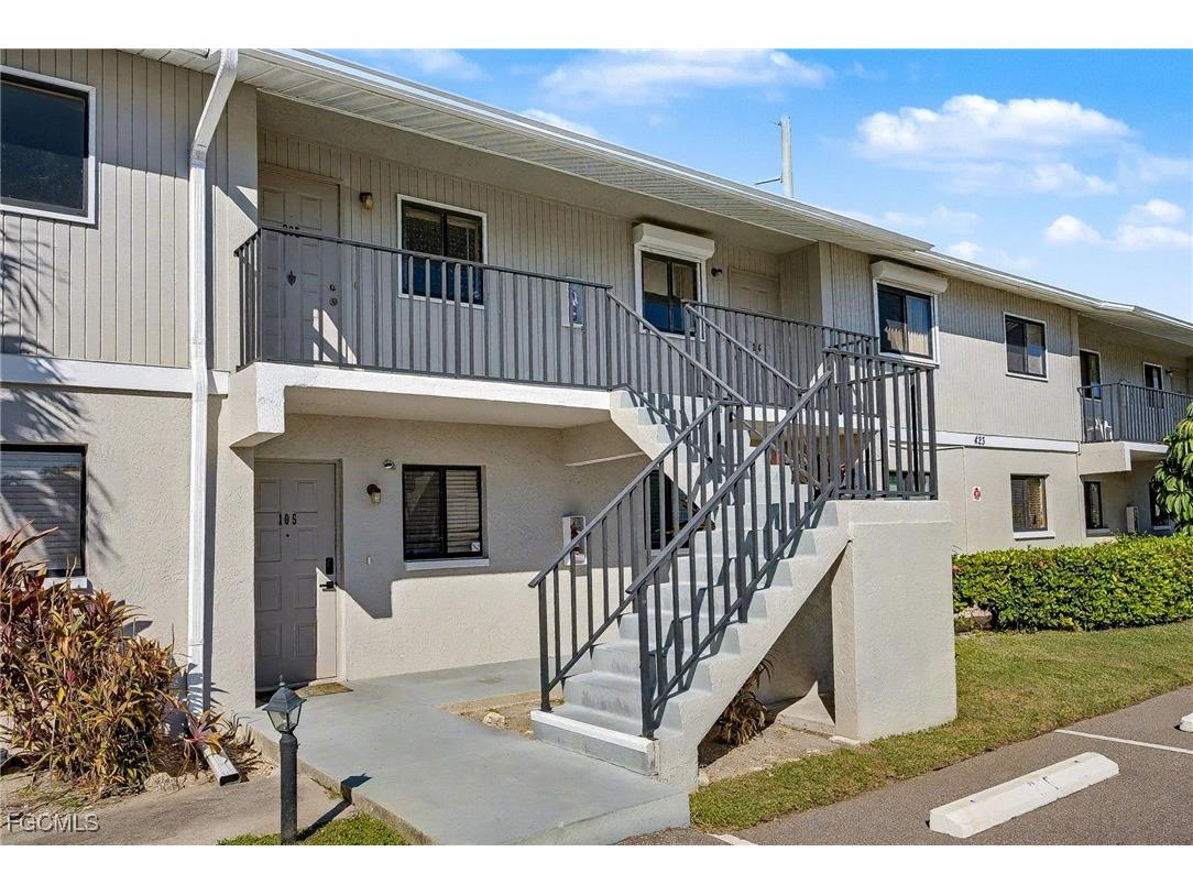 423 Cape Coral Parkway W #202 Cape Coral FL 33914 2025018496 image3