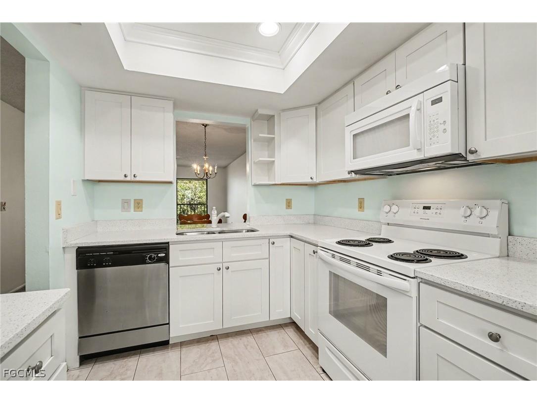 423 Cape Coral Parkway W #203 (207) Cape Coral FL 33914 2026011699 image5