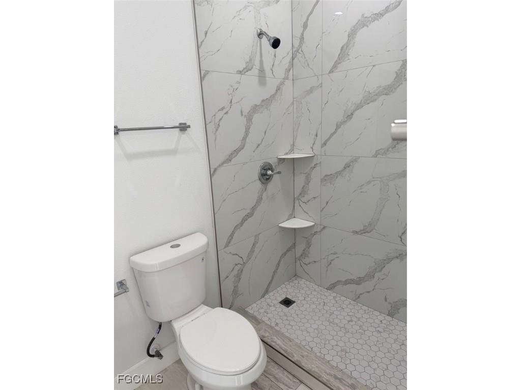 423 Kismet Parkway E Cape Coral FL 33909 2025022305 image29