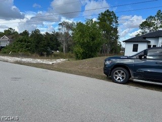 423 La Perouse Street Lehigh Acres FL 33974 2025009003 image3