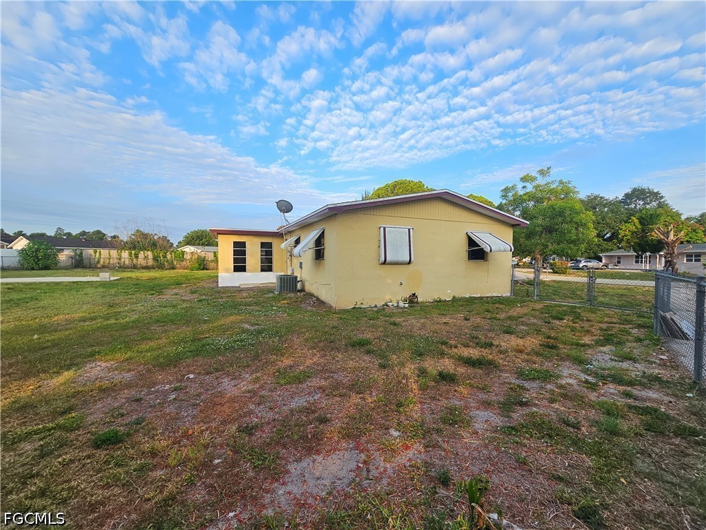 423 Morgan Circle S Lehigh Acres FL 33936 2026021957 image28