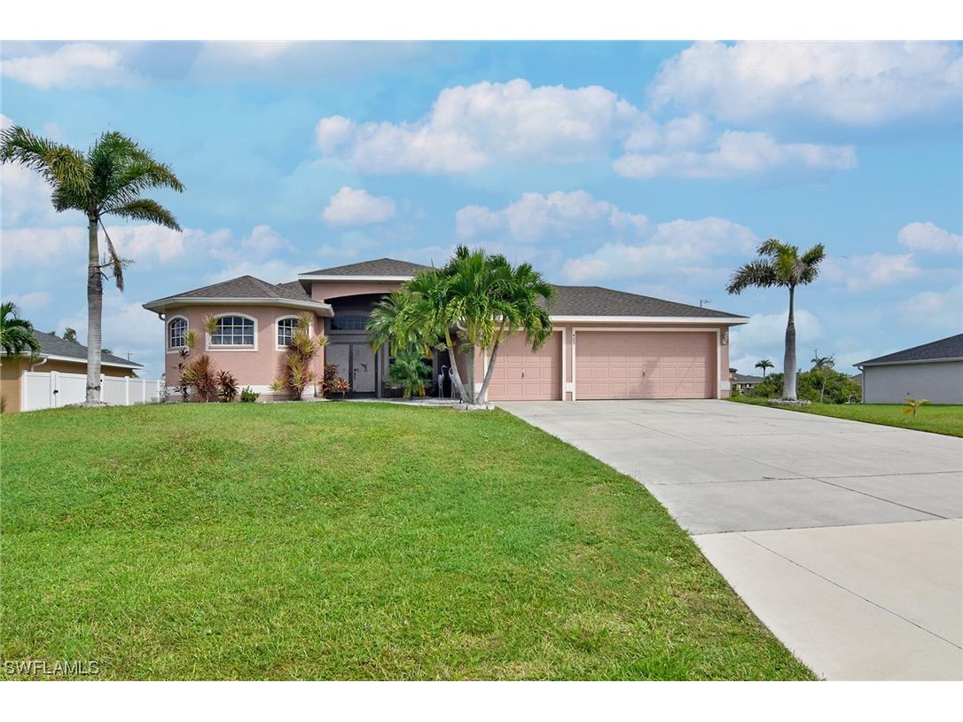 423 NW 8th Terrace Cape Coral FL 33993 223074818 image1