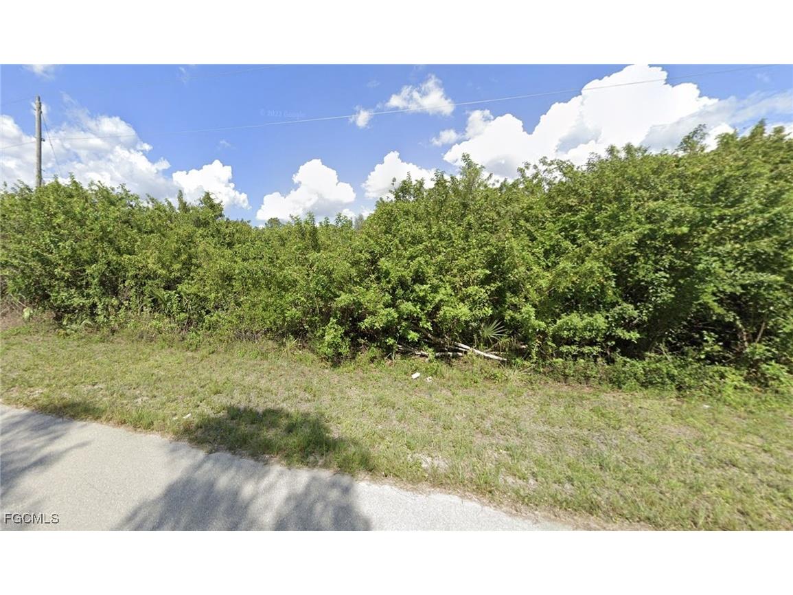 423 Parnell Avenue Lehigh Acres FL 33974 2025022790 image1