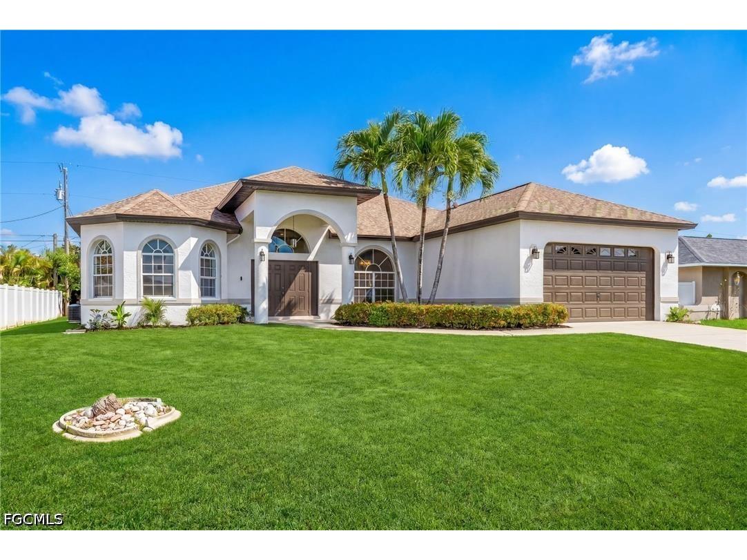 423 SE 17th Terrace Cape Coral FL 33990 2026020845 image1